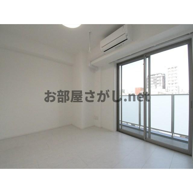 ＧＲＡＮ　ＰＡＳＥＯ巣鴨Ⅱ【駅チカデザイナーズ／10月下旬入居可】の居間・リビング