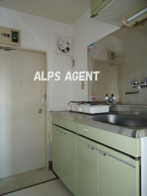 【キッチン】 | ヒルサイドハウス平楽 | お料理しやすい大型キッチン