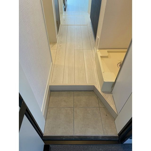 エクセラン北小金の玄関