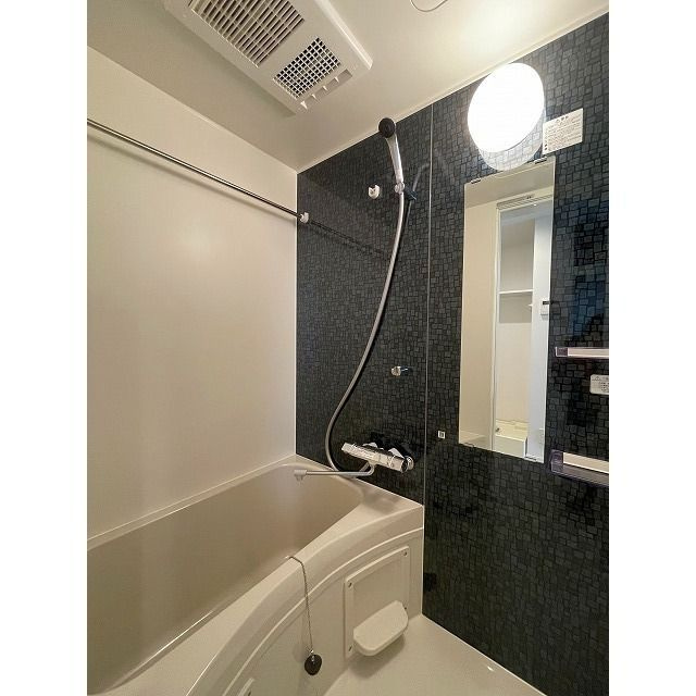 エクセラン北小金の浴室