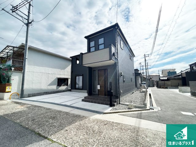 29(土)30(日)現地見学可能！◆岸和田市磯上町　全2邸の外観|お客様に長く安心して住んでいだだける事にこだわった家づくり！住んでからのアフターサービスにもしっかりと取り組んでいます！
