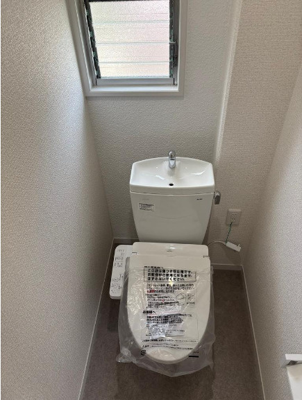 南花台貸家のトイレ