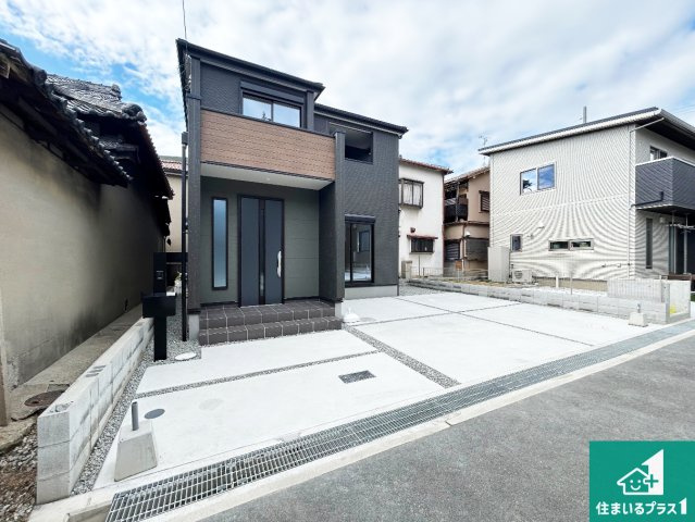 岸和田市磯上町　第6期　新築一戸建ての外観|安心の10年保証！外観を美しく保ち、雨水で汚れを落とします！気になることがありましたら、お気軽にお問い合わせください！