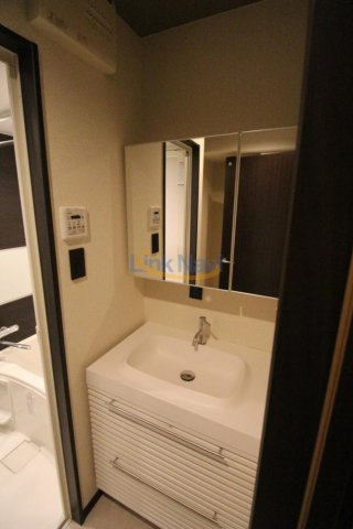 【独立洗面台】 | サンネクテール天満橋