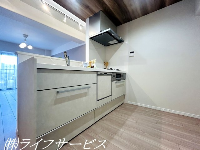 【キッチン】 | ユアサハイム新高 | システムキッチン／食器洗浄乾燥機、浄水器付のシステムキッチン新調！