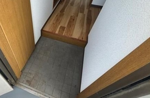 ハイツ日興の玄関|※別部屋同施工