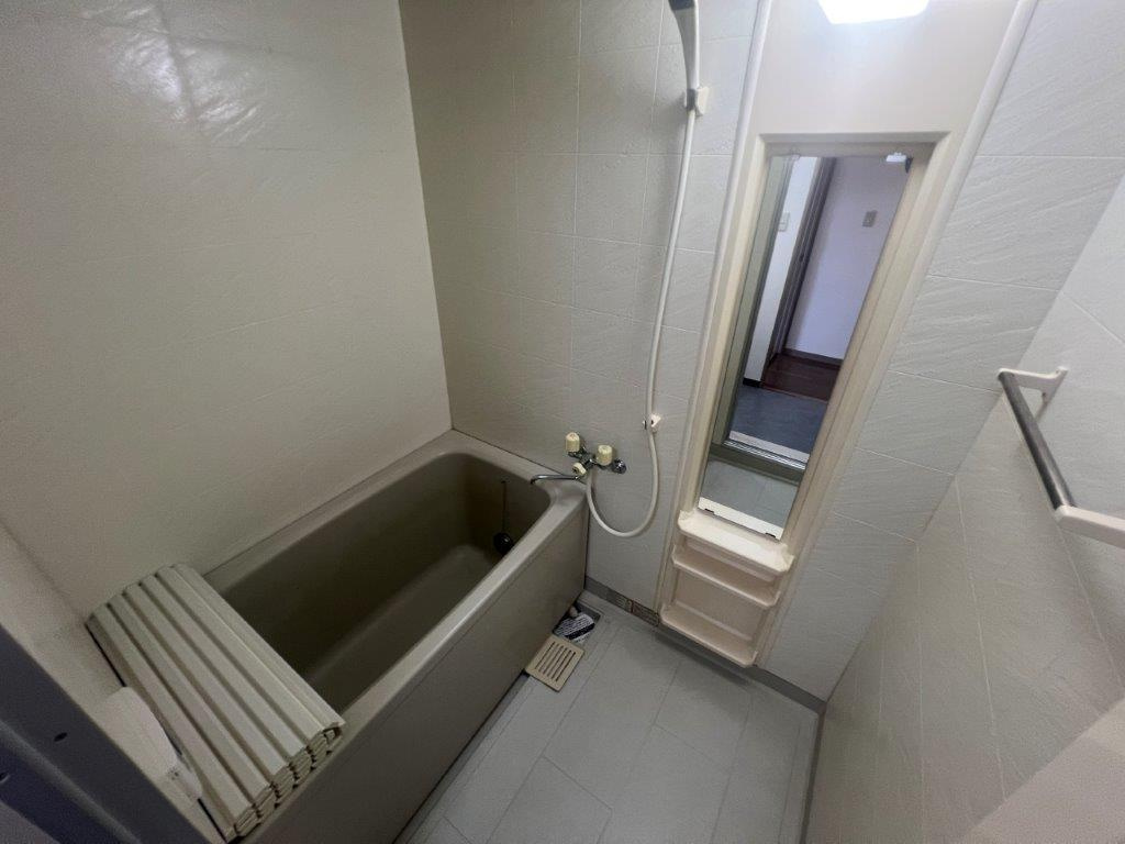 ラフィネ武蔵野の浴室