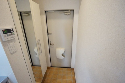 【玄関】 | グラン・リーオＤ | 明るい玄関です