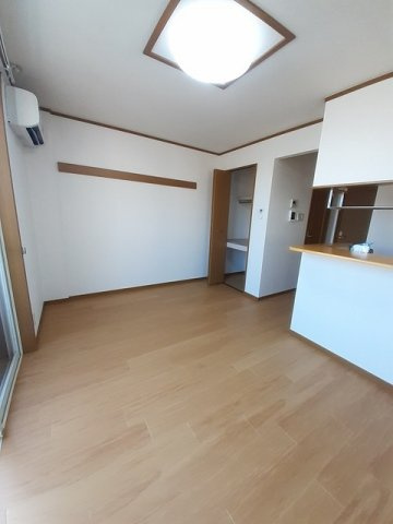 ラフィーネＩＴＯ六番館の居間・リビング|広いリビング★