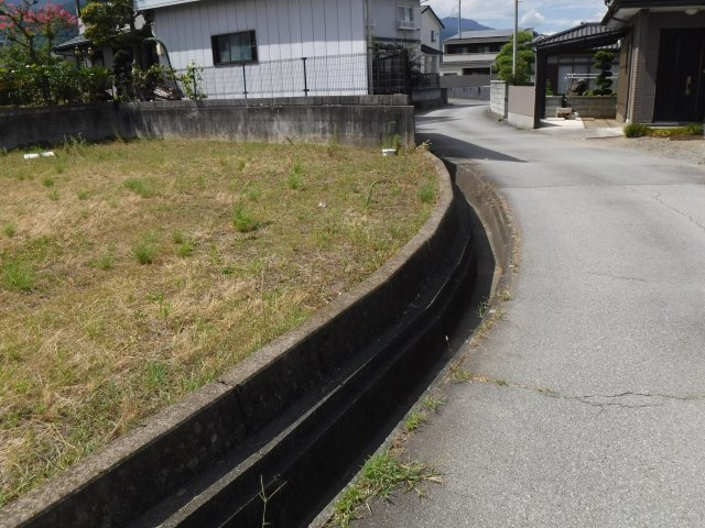 富士川町天神中条267坪売地の周辺