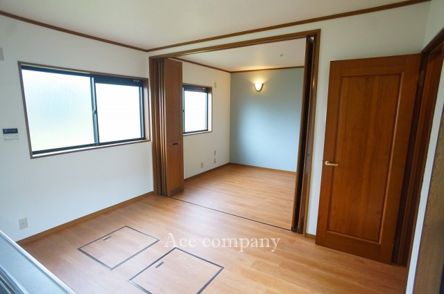 【居間・リビング】 | 八尾市刑部4丁目 | 【LDK：13帖】