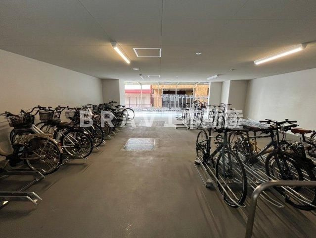 レオングラン本町橋9-15Fのその他共用部分|【レオングラン本町橋】駐輪場