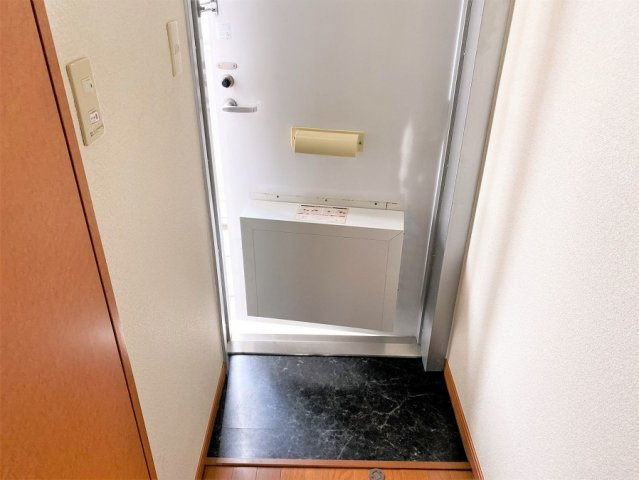 レオパレスＡｃｃｅｓｓの玄関