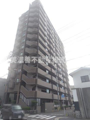 ６５９２６　ファミール長良ケ丘の外観