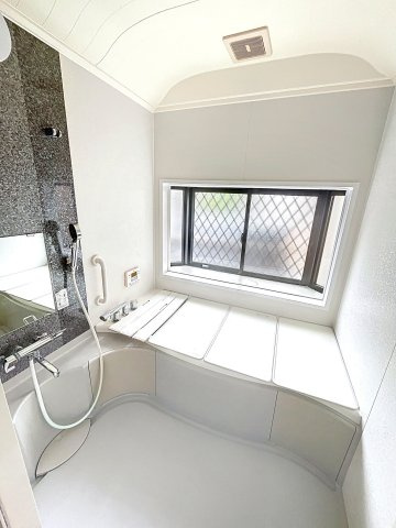 注文住宅仕様掘りごたつのある家 日高市四本木 中古戸建の浴室