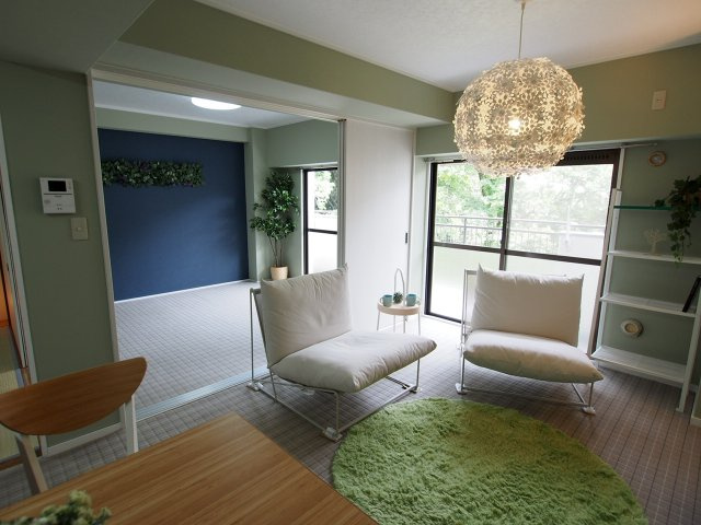 越木岩ハイデンスの居間・リビング|家具等はつきません