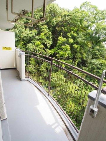 越木岩ハイデンスのバルコニー
