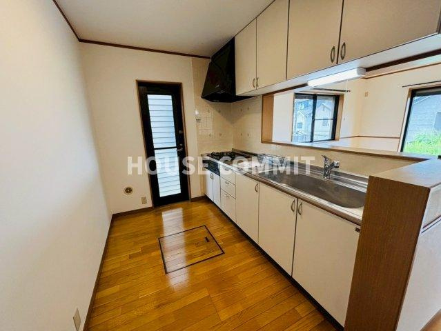 八街市東吉田　中古戸建のキッチン