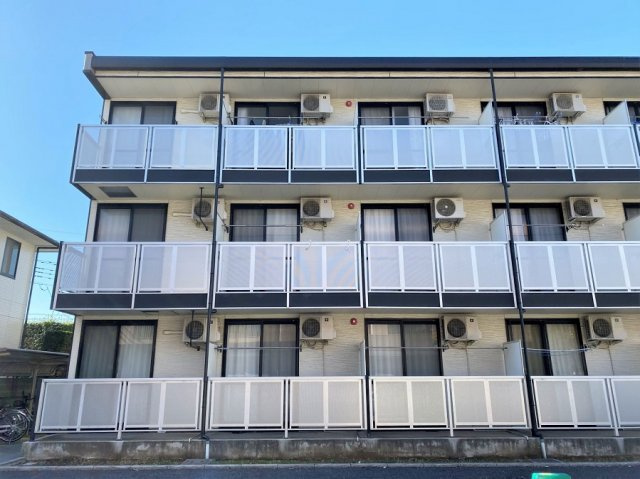 レオパレスルームス北越のバルコニー