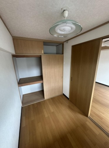 【洋室】 | 高島平ローヤルコーポ | 光あふれる空間で子育てをする喜び。