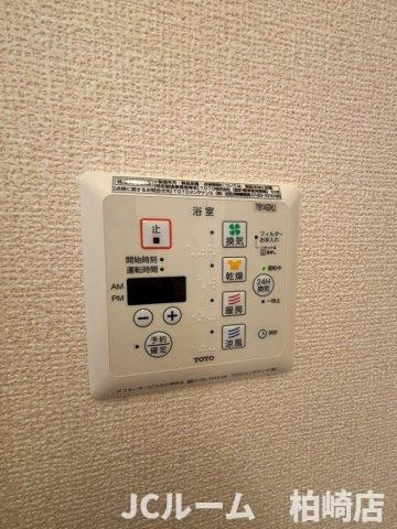 柏崎市東本町１丁目のアパートの設備