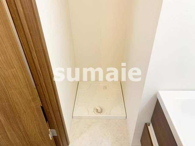 La  Madre　幸福館の内装|室内洗濯機置き場です☆