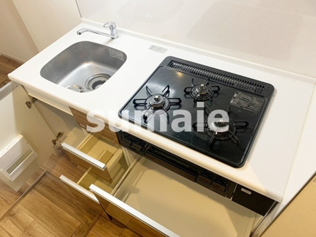 La  Madre　幸福館のキッチン|ガスコンロ3口設置済みのキッチンです☆