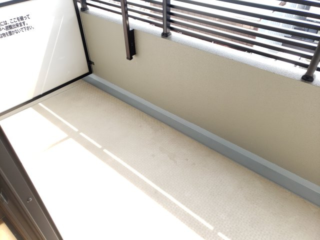 ランドスケイプアーバンストリートのバルコニー