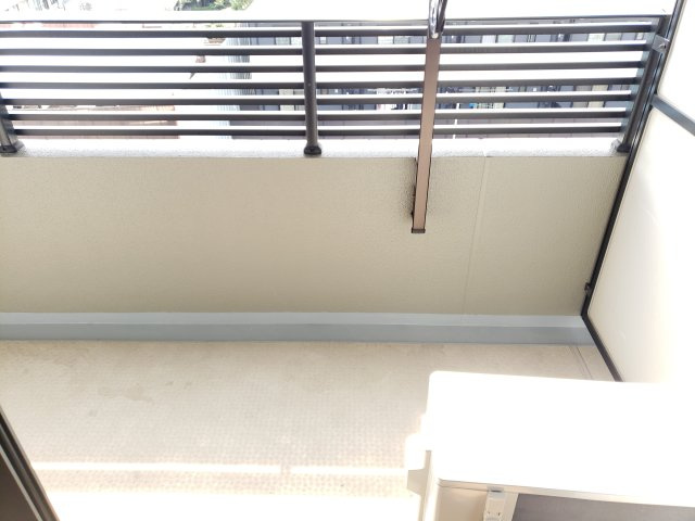 ランドスケイプアーバンストリートのバルコニー