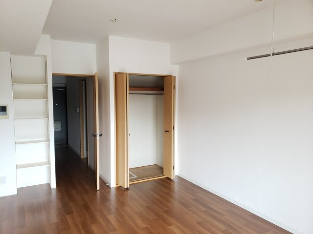 ランドスケイプアーバンストリートの居間・リビング