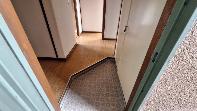 第一辻ハイツの玄関