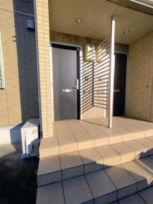 【玄関】 | D-room内原 A棟