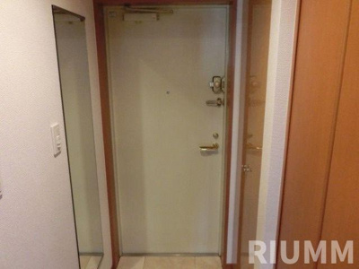 【玄関】 | ガラ・ステージ市ヶ谷弐番館