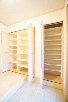 【玄関】 | 鎌取貸家