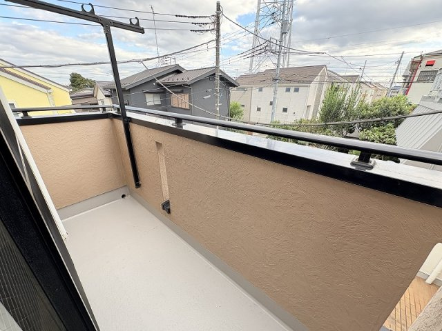 【バルコニー】 | 練馬区南大泉4丁目　中古一戸建住宅　(保谷店) | 陽当たりの良い南面バルコニー
