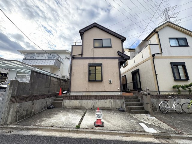 【外観】 | 練馬区南大泉4丁目　中古一戸建住宅　(保谷店) | 小学校まで徒歩4分　お子様の登下校も安心感があります。