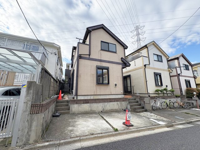 【外観】 | 練馬区南大泉4丁目　中古一戸建住宅　(保谷店) | スーパー・コンビニまで徒歩10分圏内　お買い物の負担も少なめです。
