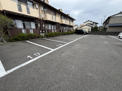 【駐車場】 | ファミール渭水