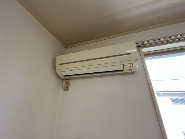 ツインシャルムAの設備|エアコン付き
