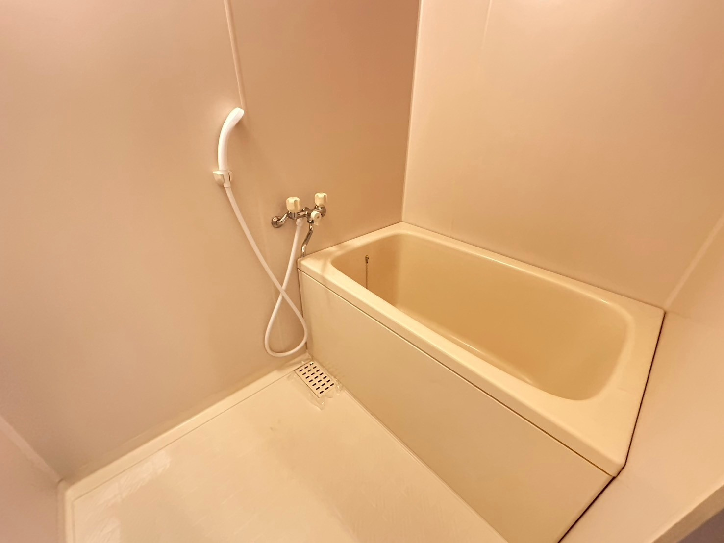 ツインシャルムAの浴室|日々の暮らしに欠かせないお風呂です