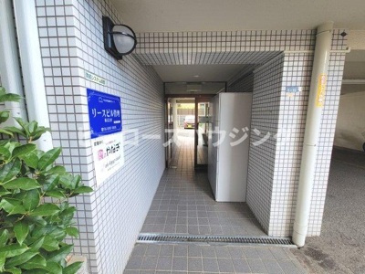 【エントランス】 | シャトレー・ツカサ