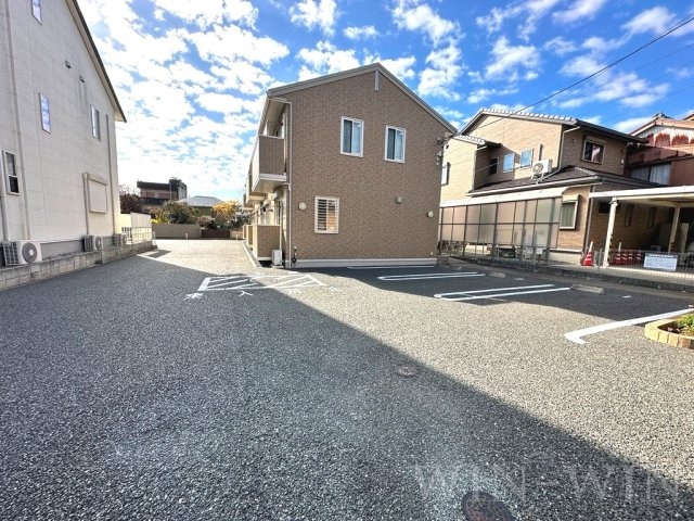 セジュールサクシードの駐車場