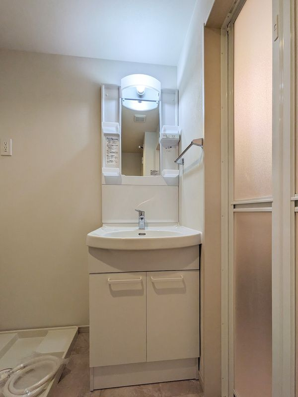 IXO上木崎の独立洗面台