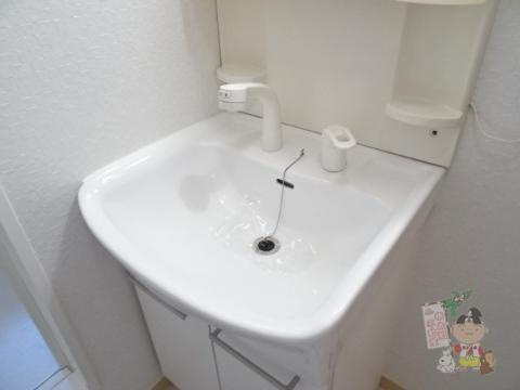 シャーメゾン松新の洗面所|洗髪洗面化粧台
