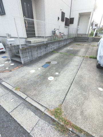 Wish Home 蘇我七番館の駐車場