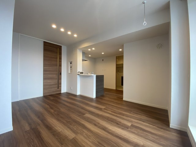 シャーメゾントーワの居間・リビング