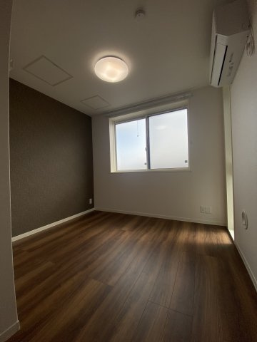 シャーメゾントーワの洋室