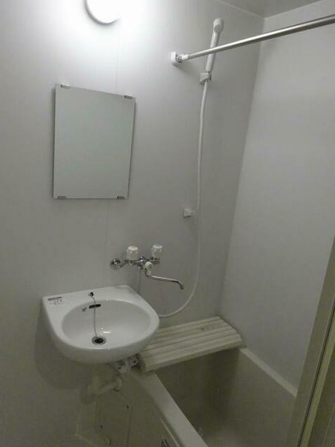 アザーレ・パッシオ生田弐番館の洗面所