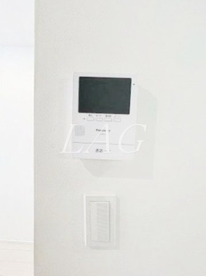 【セキュリティ】 | ペッパーコーン | モニター付きインターフォンです。