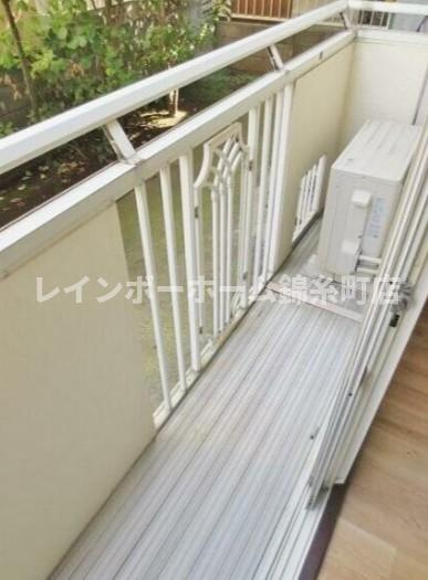 サンジェルシーネのバルコニー